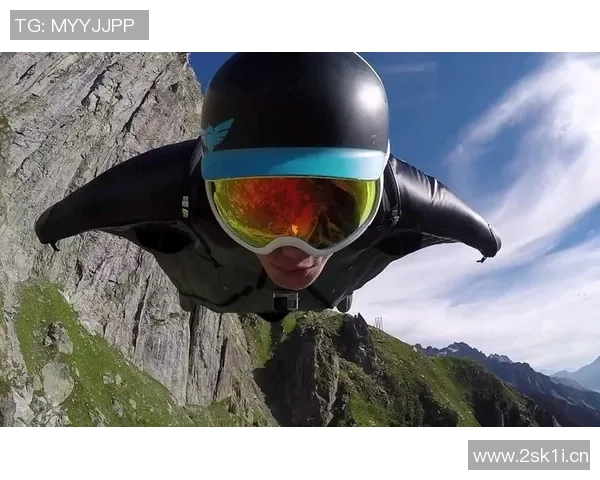 武汉极限运动队在滑板精英赛中的奋勇拼搏与突破之路揭秘 武汉极限运动队在滑板精英赛中的奋勇拼搏与突破之路揭秘